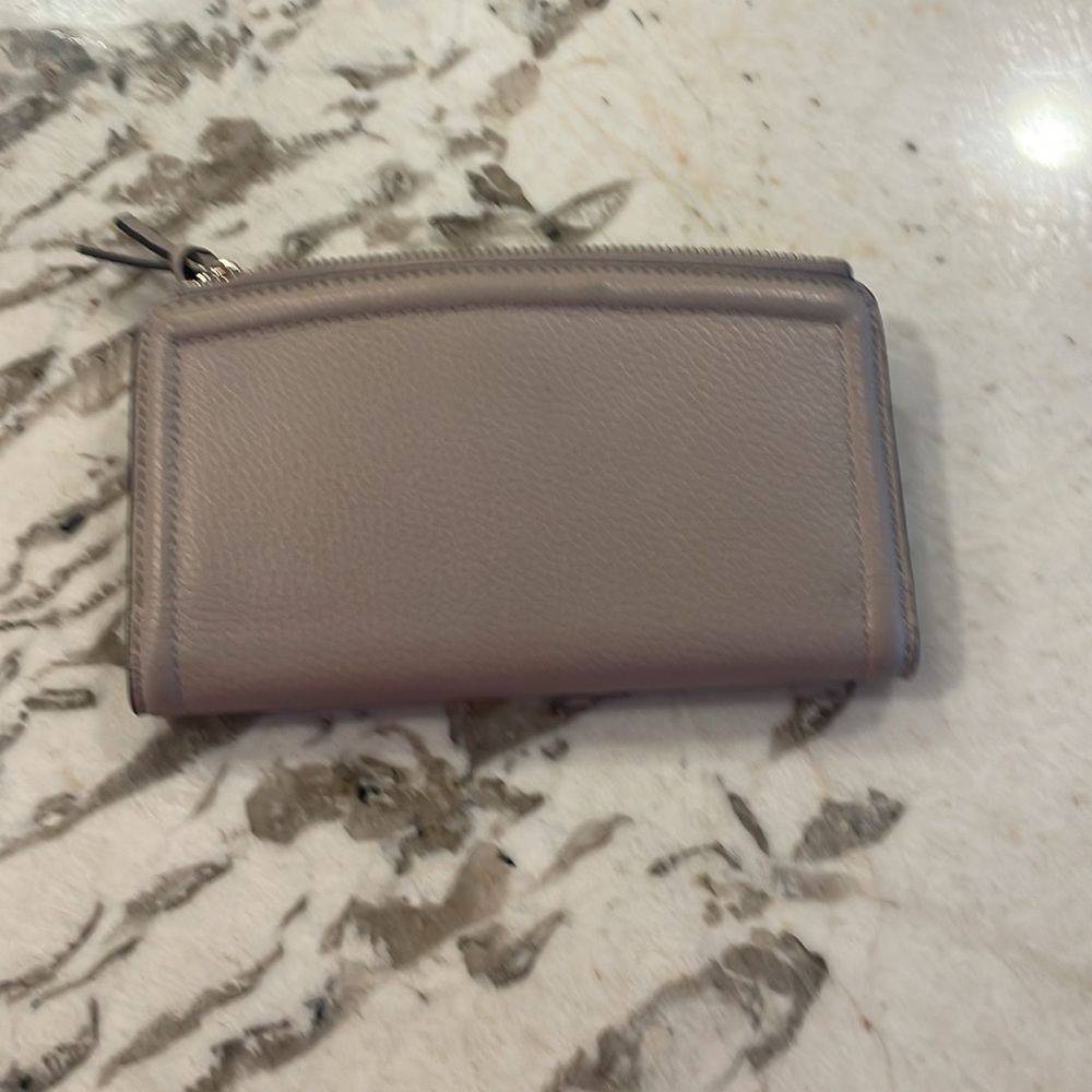 Kate Spade wallet - Picture 4 of 4
